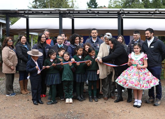 Escuela La Guardia inaugura mejoras en energía y agua potable